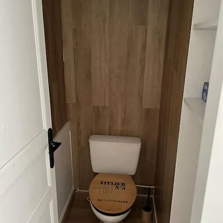 Lumineux Avec Superbe Vue Διαμέρισμα